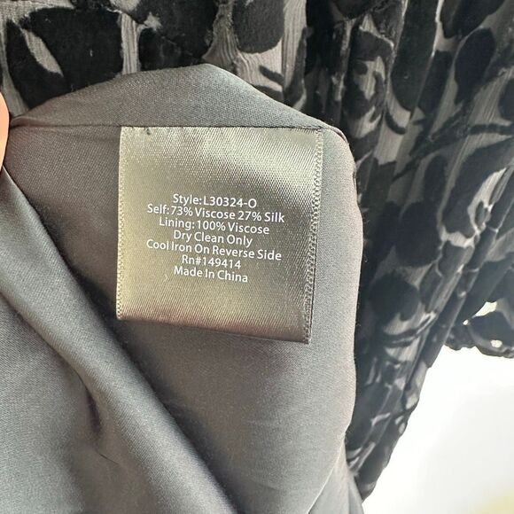 Johnny Was Jade Women’s Black Jacquard Velvet Burnout Silk Blend Wynnter Midi Dr - Picture 7 of 15